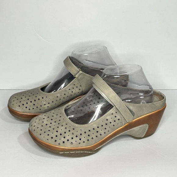 Rialto Shoes - Rialto Vinto Vienna Taupe Stars Perforated Faux Suede Closed Mule Clogs Size 10